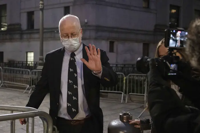 Robert Hadden leaves Manhattan federal court in New York on Jan. 9, 2023.